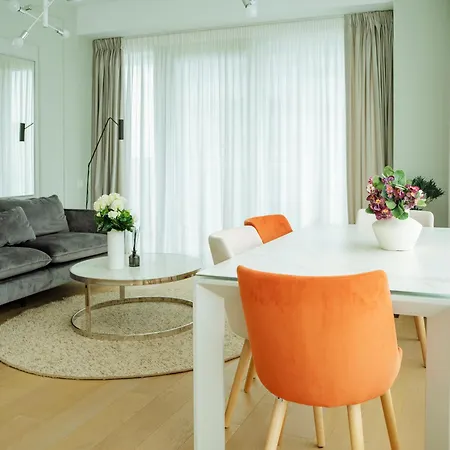 One Mircea Eliade - Luxurious Apartments With Panoramic City And Park View Bucharest Exterior photo