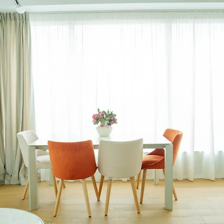 One Mircea Eliade - Luxurious Apartments With Panoramic City And Park View Bucharest Exterior photo