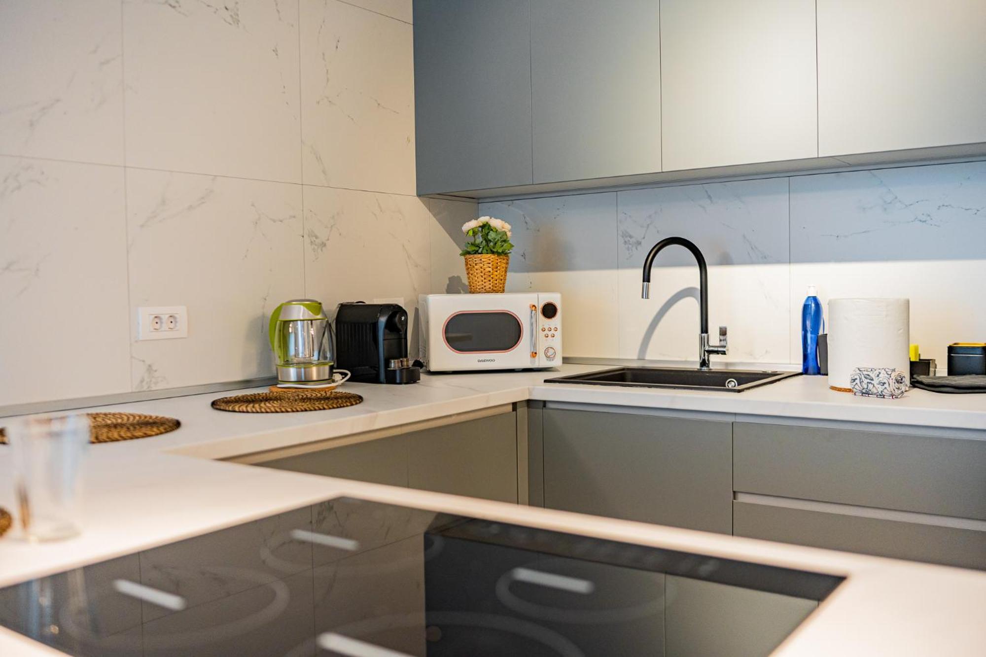Apartment One Mircea Eliade - Luxurious With Panoramic And Park View *