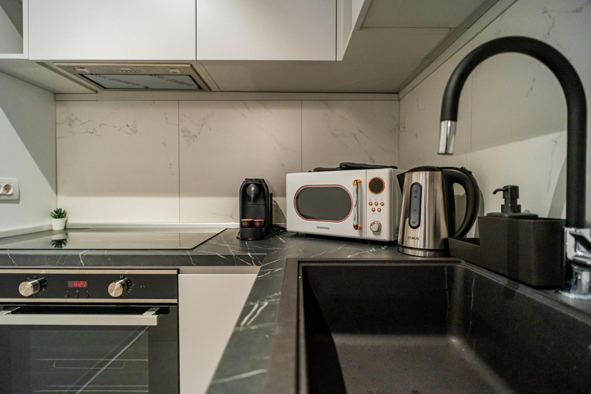 Apartment One Mircea Eliade - Luxurious With Panoramic And Park View *
