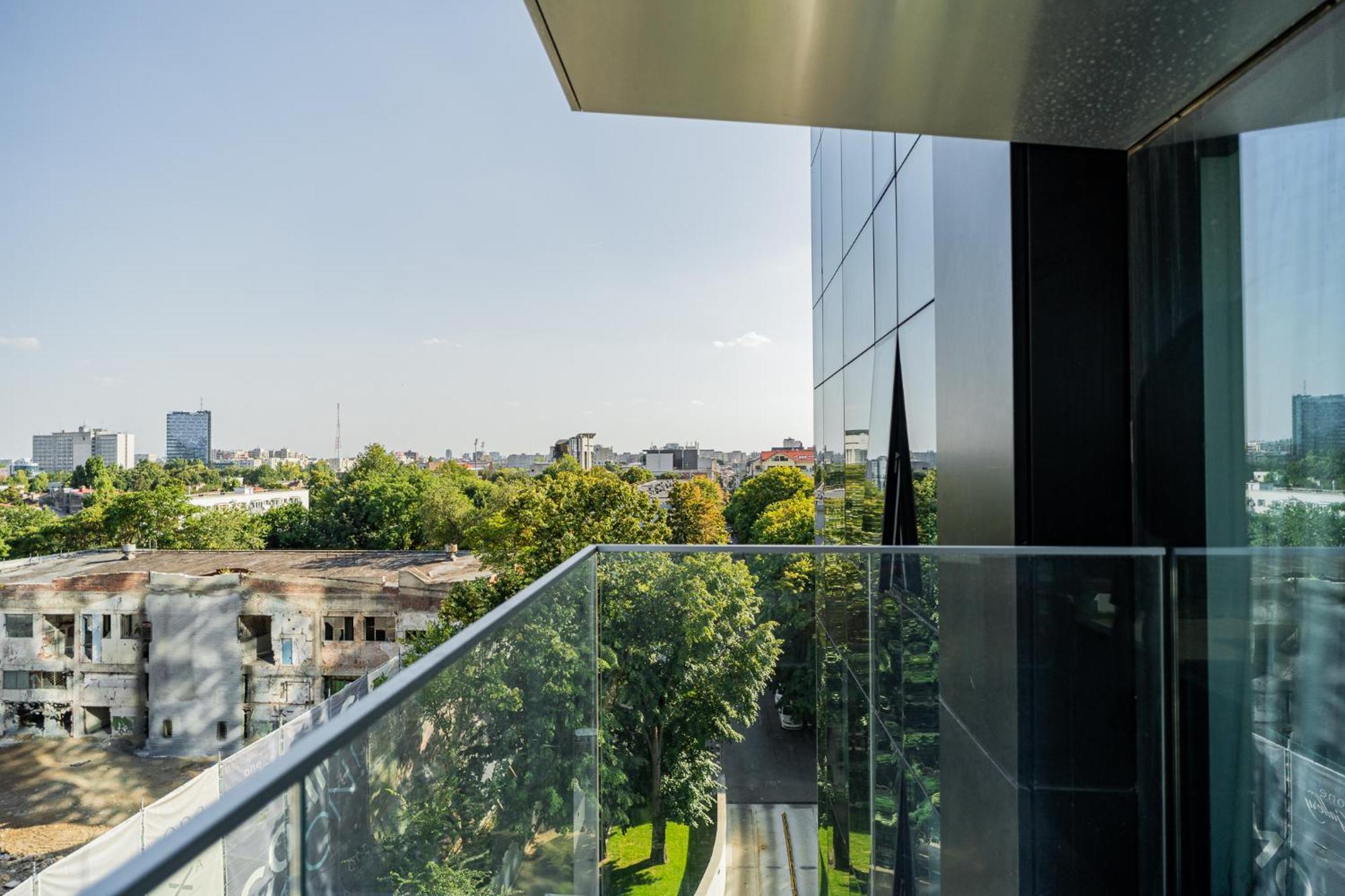 One Mircea Eliade - Luxurious With Panoramic And Park View * Bukarest