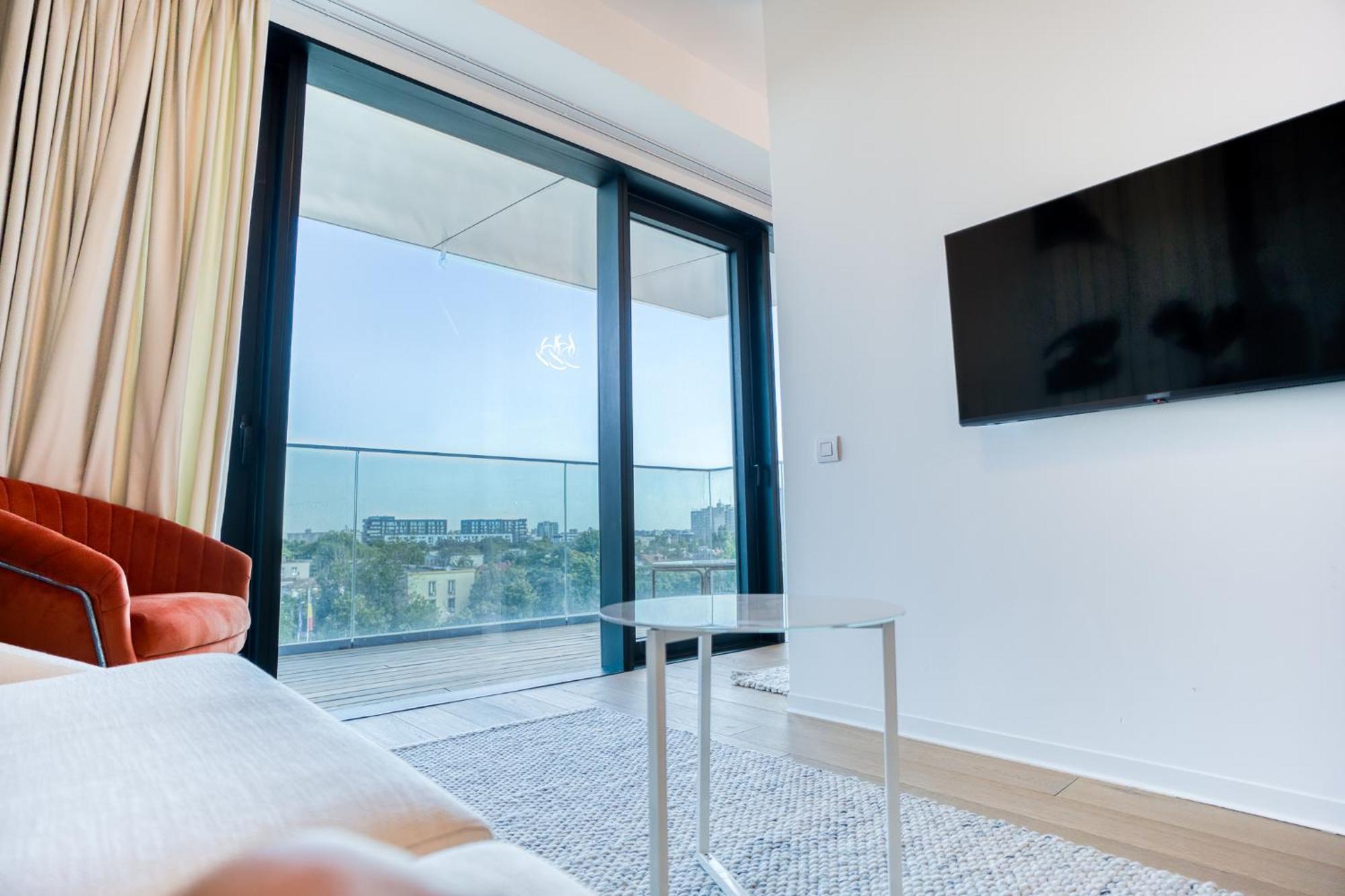 One Mircea Eliade - Luxurious With Panoramic And Park View Apartment Bukarest