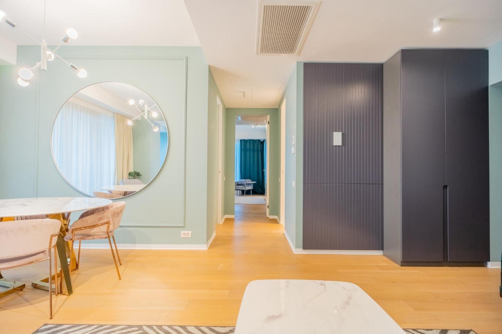 Apartment One Mircea Eliade - Luxurious With Panoramic And Park View *