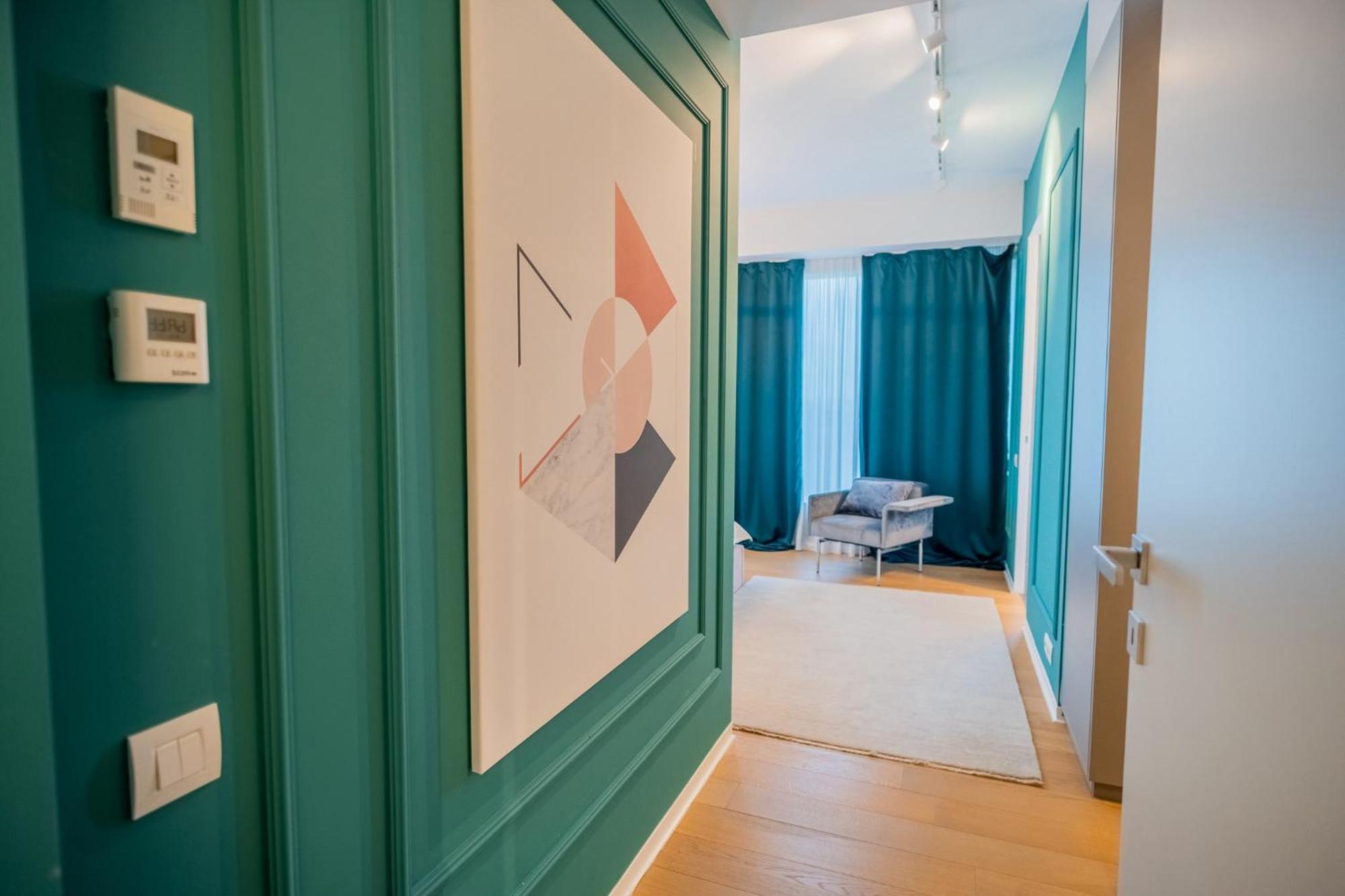 Apartment One Mircea Eliade - Luxurious With Panoramic And Park View