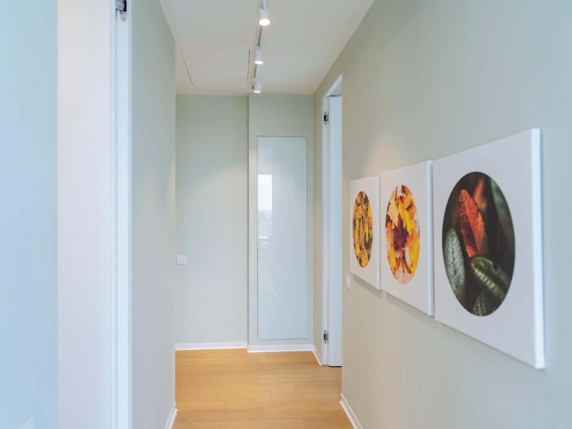 One Mircea Eliade - Luxurious With Panoramic And Park View