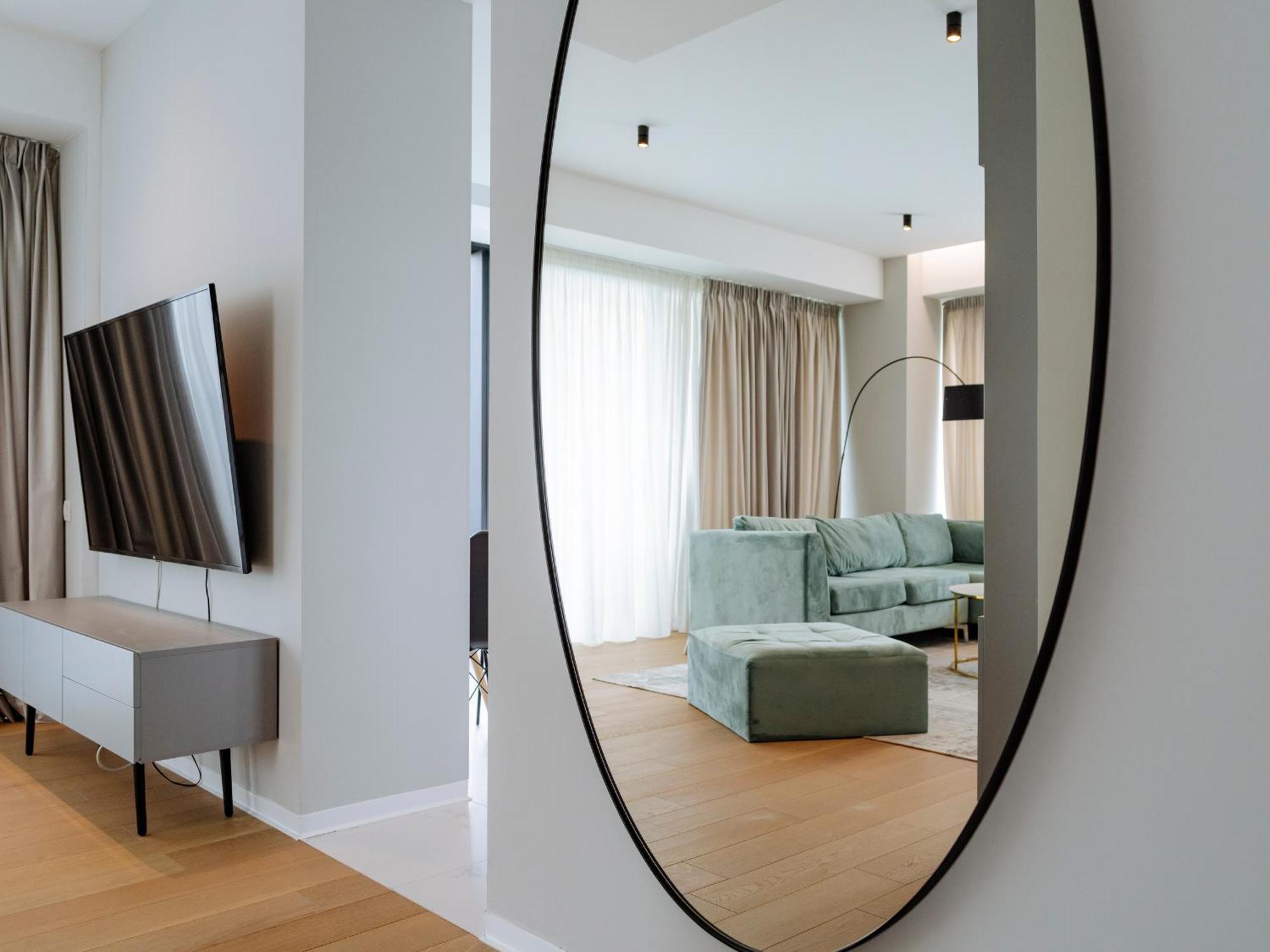 Apartment One Mircea Eliade - Luxurious With Panoramic And Park View *